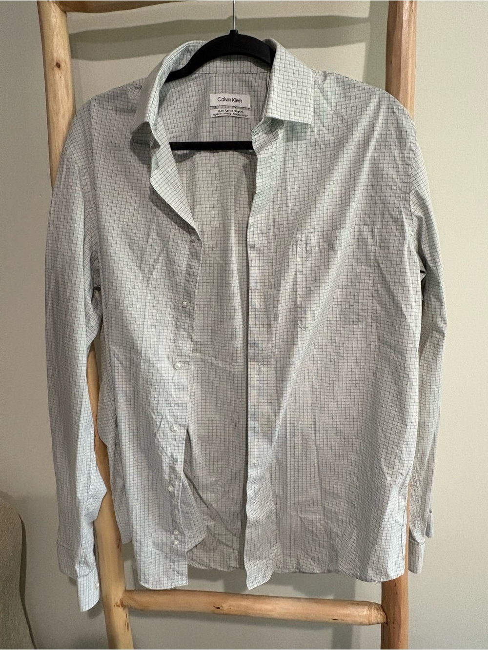 Calvin Klein Men’s Light Grey Dress Shirt